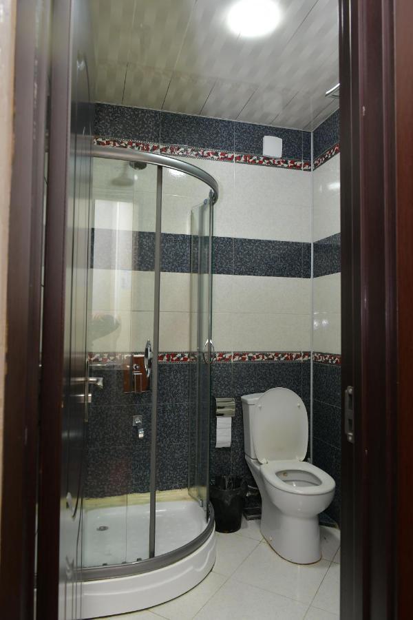 Antika Hotel Batumi Exterior foto